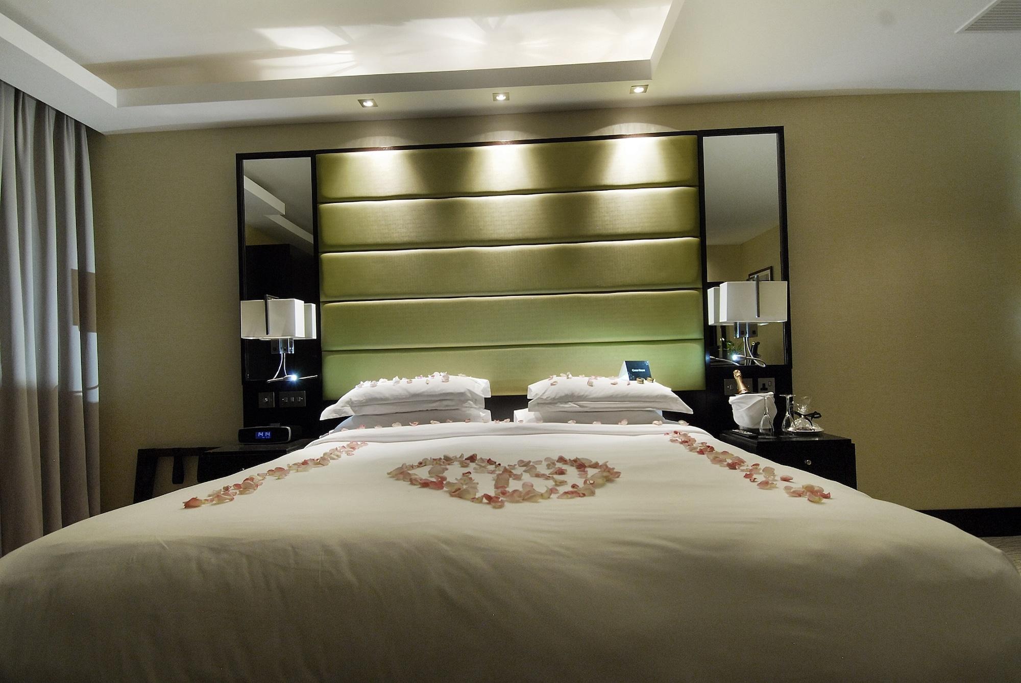 Montcalm Brewery, London City Dış mekan fotoğraf A bedroom at the hotel